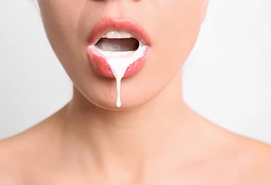 Wie sollte Sperma schmecken: So verbesserst du deinen Spermageschmack