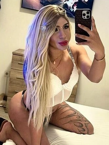 Valentina: Trans-Escort für Besuche in Köln – Bild 6 der Sie sucht Ihn-Anzeige in Köln