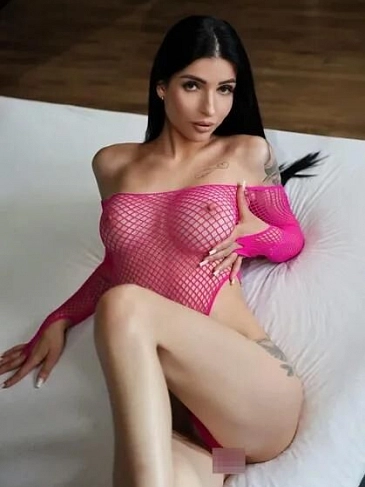 Foto 2 von Ina verwöhnt dich mit Massage und heißen Spielen zur Sie sucht Ihn-Anzeige in Bielefeld