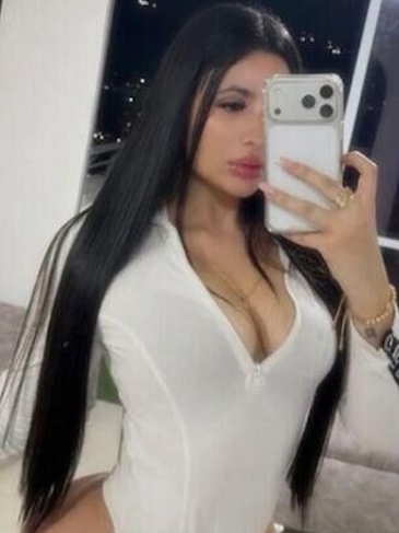 Foto von Karina, 23: Sinnliche Treffen und Rollenspiele in Köln – Sie sucht Ihn-Anzeige in Köln